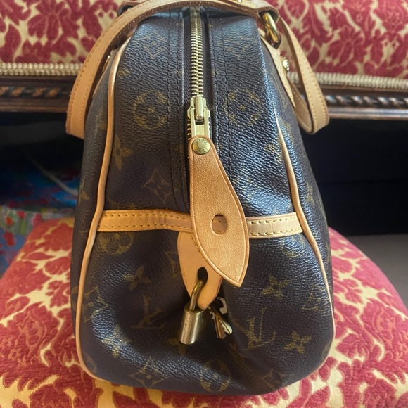 Louis Vuitton Monogram Montorgueil PM - Picture 3 of 16